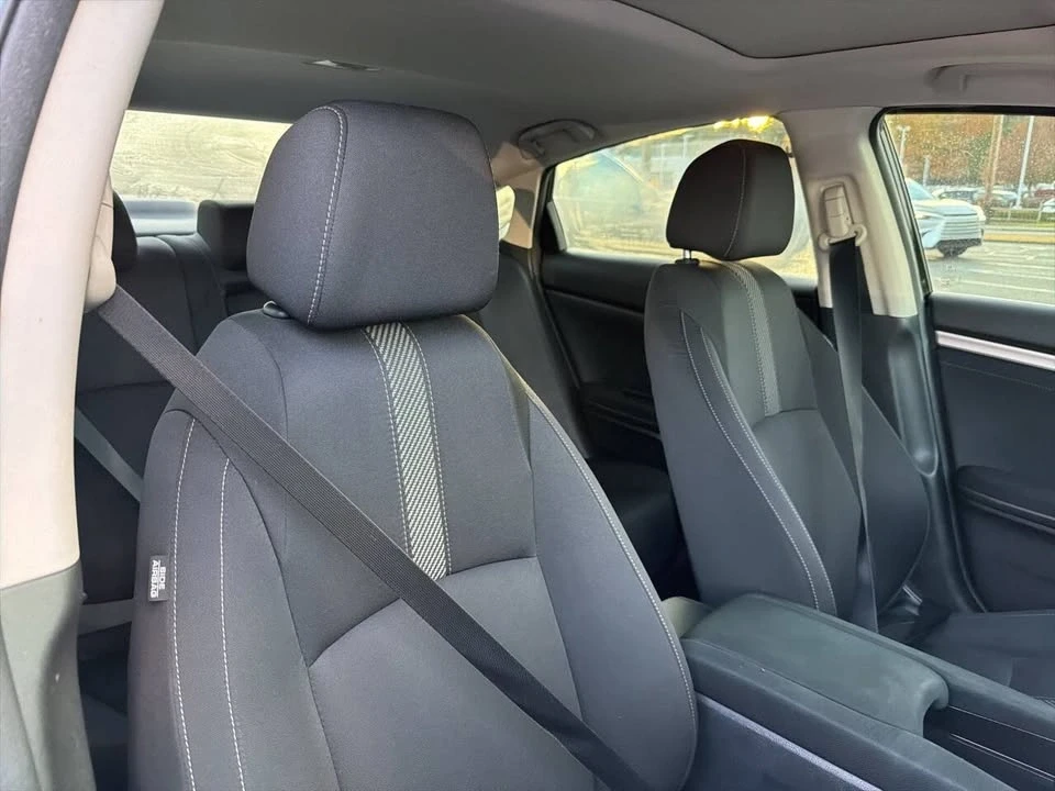 2017 Honda Civic 10th Gen - Image 15 of 20