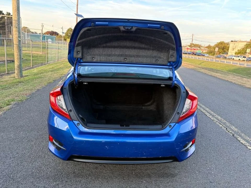 2017 Honda Civic 10th Gen - Image 12 of 20