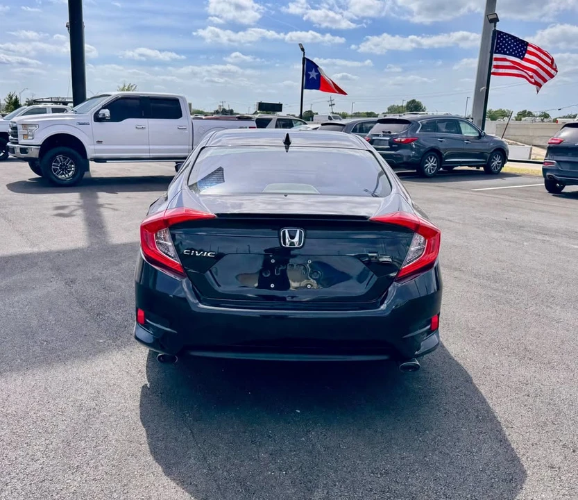 2017 Honda Civic 10th Gen - Image 6 of 15