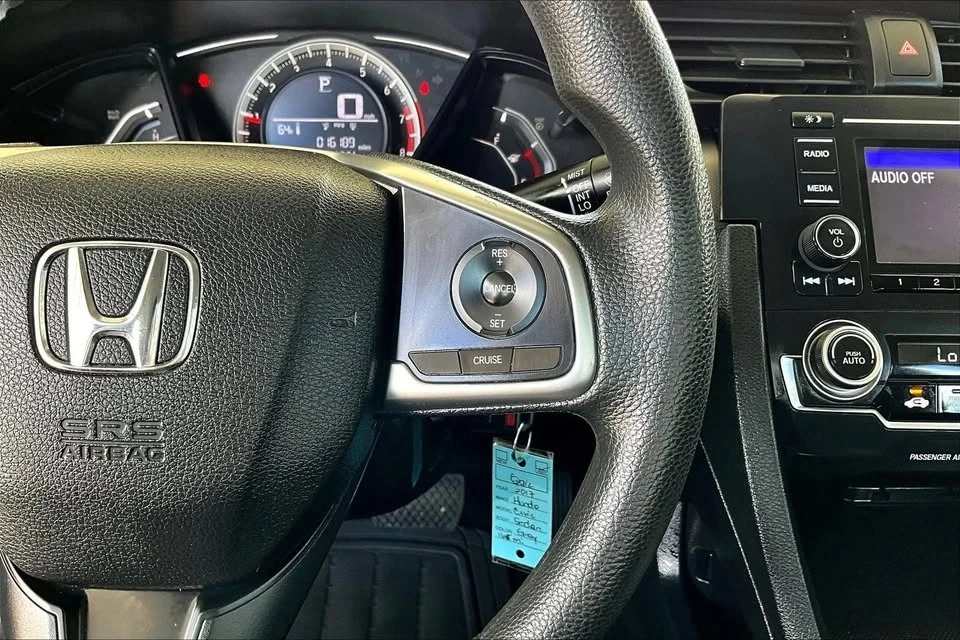 2017 Honda Civic 10th Gen - Image 14 of 19