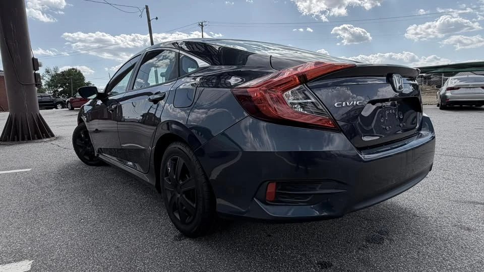 2017 Honda Civic 10th Gen - Image 6 of 19