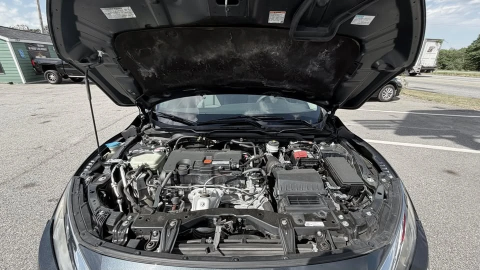 2017 Honda Civic 10th Gen - Image 16 of 19