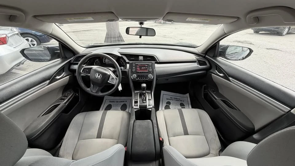 2017 Honda Civic 10th Gen - Image 10 of 19