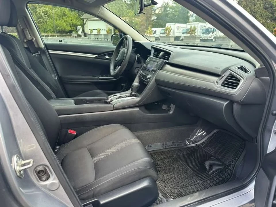 2017 Honda Civic 10th Gen - Image 11 of 15