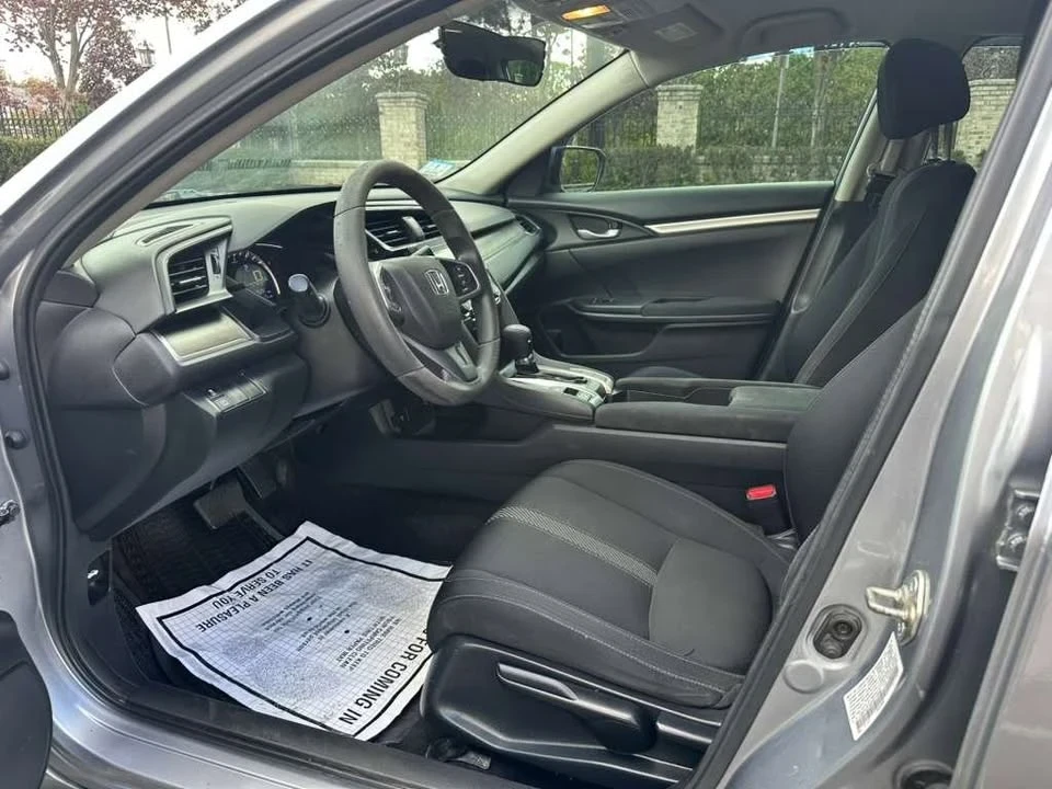 2017 Honda Civic 10th Gen - Image 9 of 15