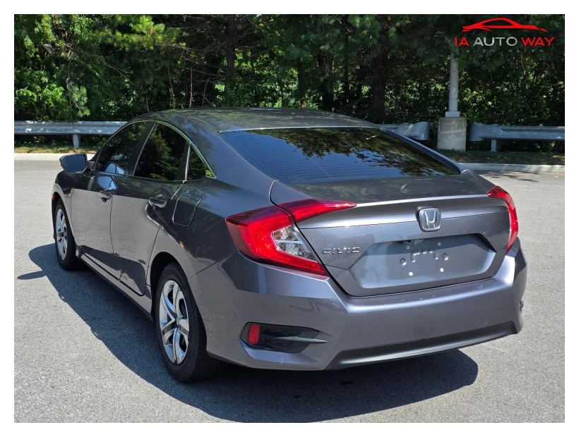 2017 Honda Civic 10th Gen - Image 3 of 8