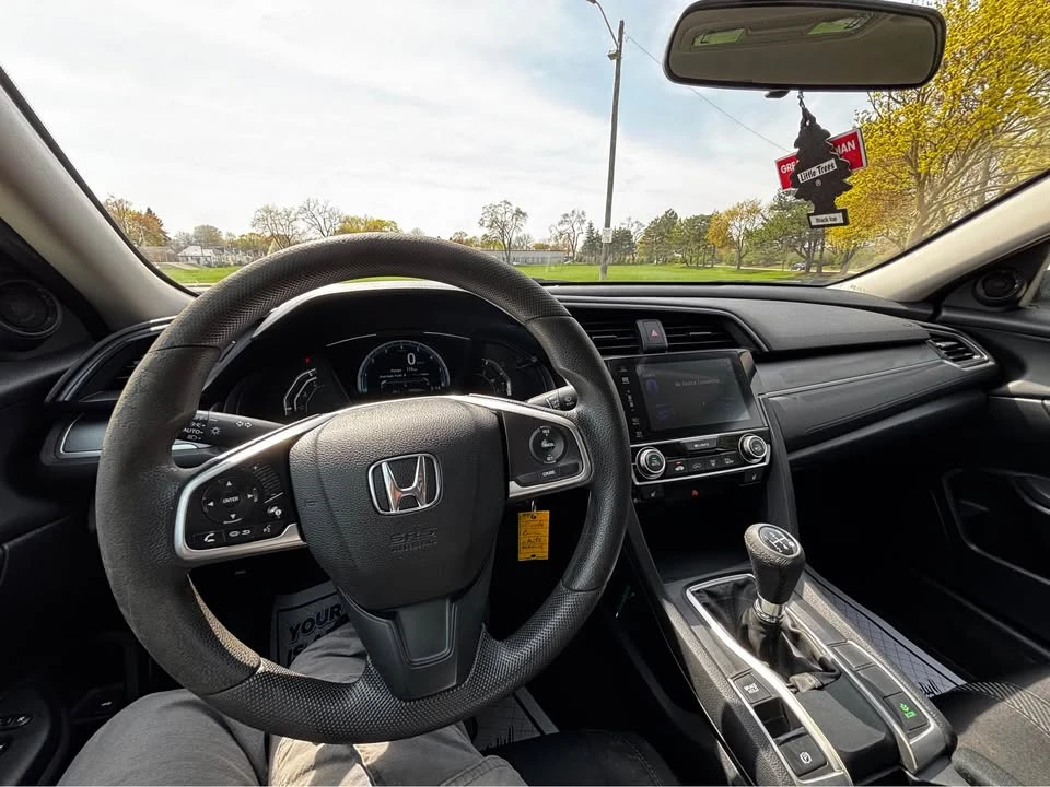 2017 Honda Civic 10th Gen - Image 13 of 16