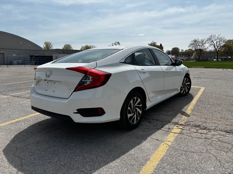 2017 Honda Civic 10th Gen - Image 6 of 16