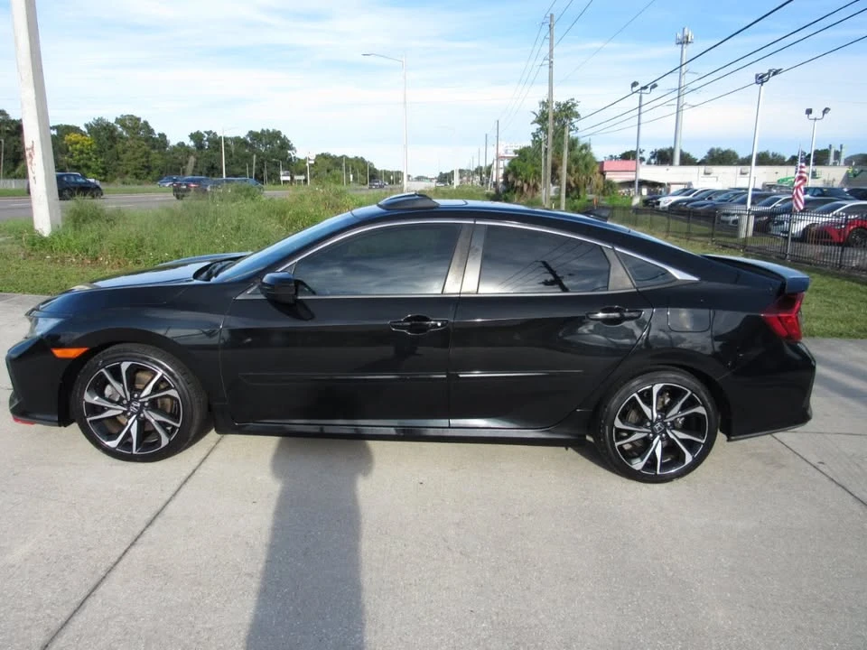 2017 Honda Civic 10th Gen - Image 4 of 19