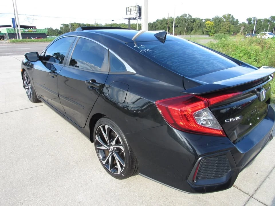 2017 Honda Civic 10th Gen - Image 5 of 19