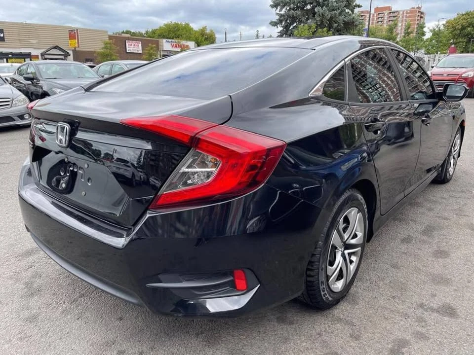 2017 Honda Civic 10th Gen - Image 8 of 19
