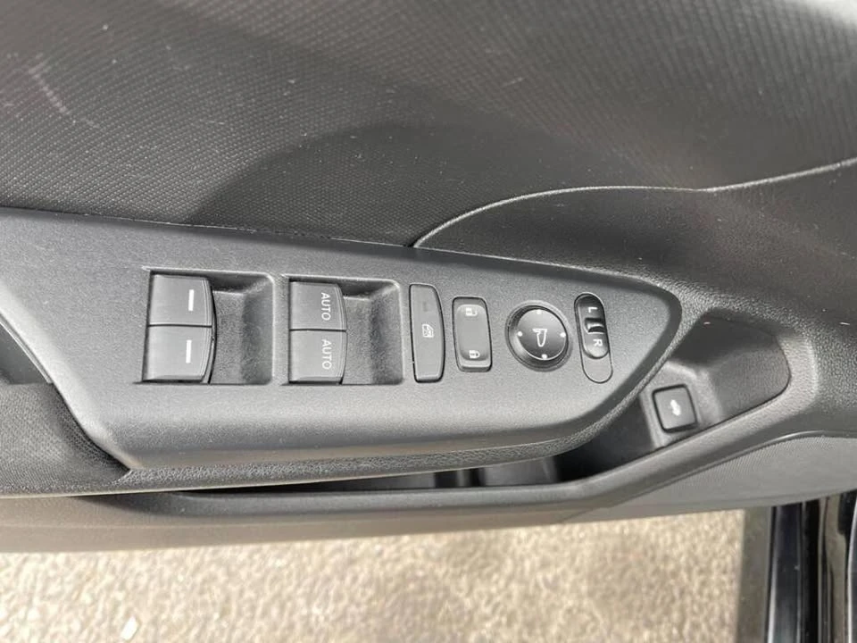 2017 Honda Civic 10th Gen - Image 9 of 19
