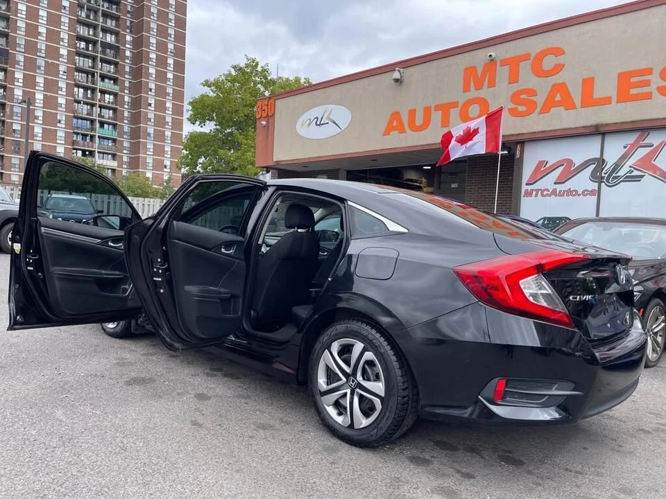 2017 Honda Civic 10th Gen - Image 6 of 19