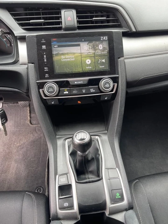 2017 Honda Civic 10th Gen - Image 11 of 14