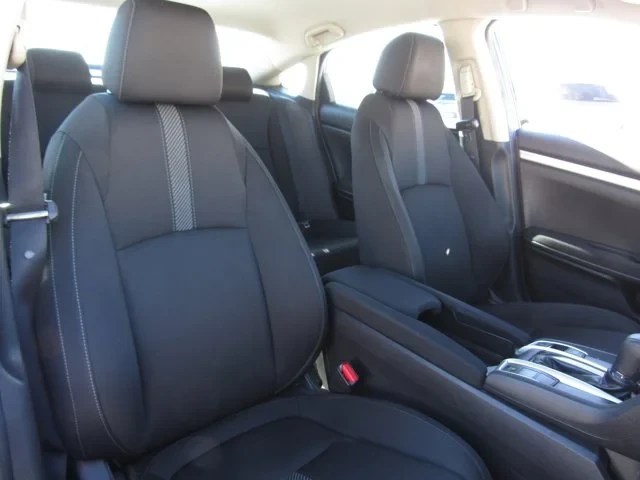 2017 Honda Civic 10th Gen - Image 10 of 13