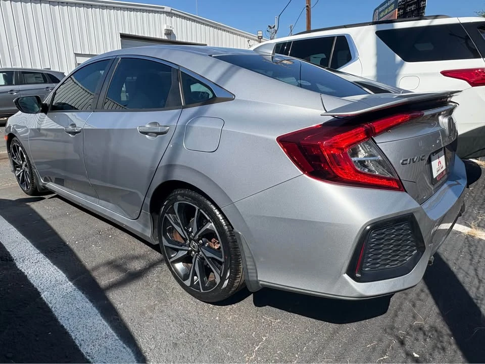 2017 Honda Civic Si 10th Gen - Image 3 of 4