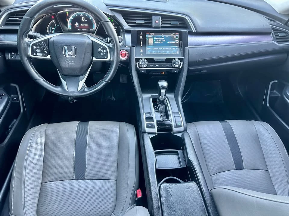 2017 Honda Civic 10th Gen - Image 12 of 19