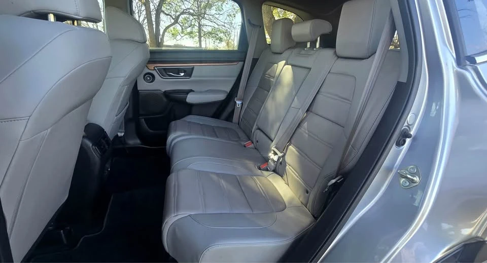 2017 Honda CR-V 5th Gen - Image 10 of 13