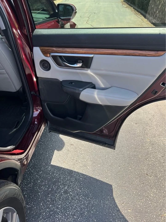 2017 Honda CR-V 5th Gen - Image 9 of 16