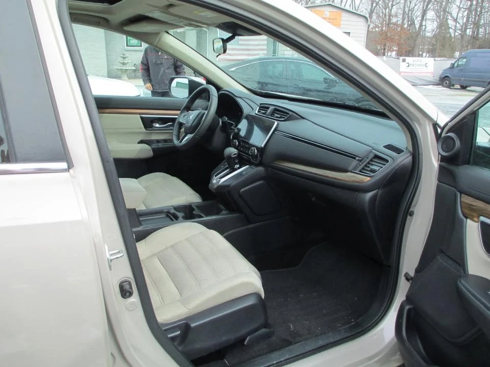 2017 Honda CR-V 5th Gen - Image 10 of 10