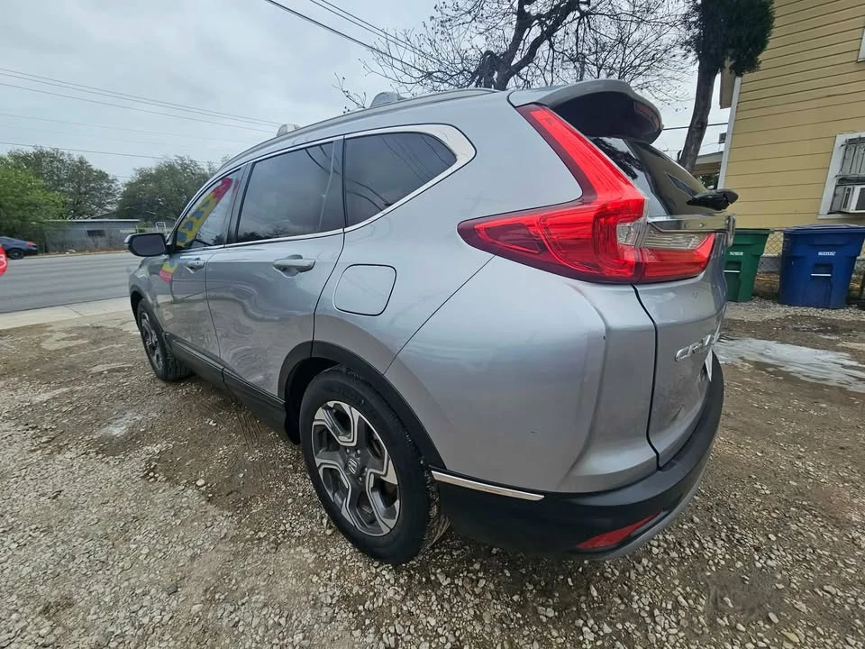 2017 Honda CR-V 5th Gen - Image 6 of 9