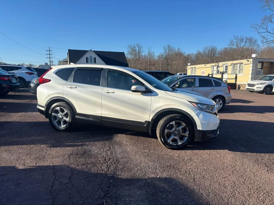 2017 Honda CR-V 5th Gen - Image 2 of 9