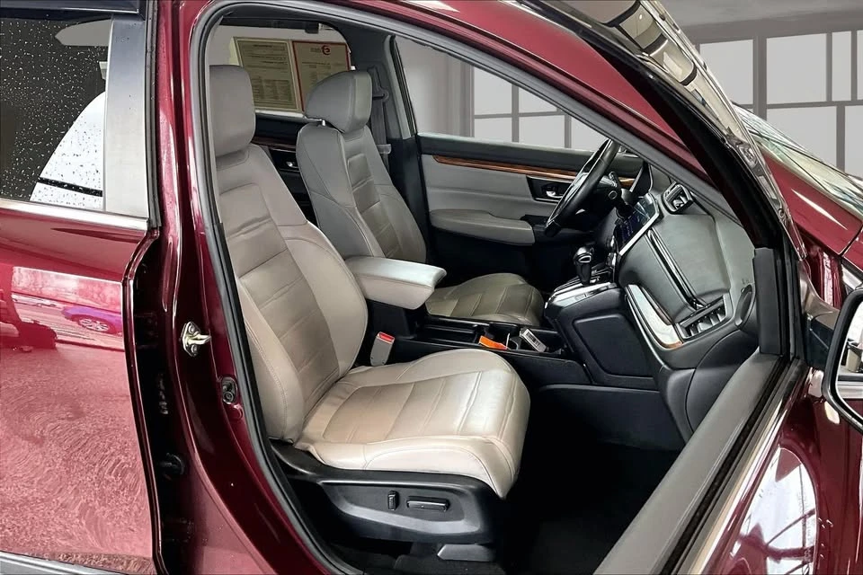 2017 Honda CR-V 5th Gen - Image 11 of 13