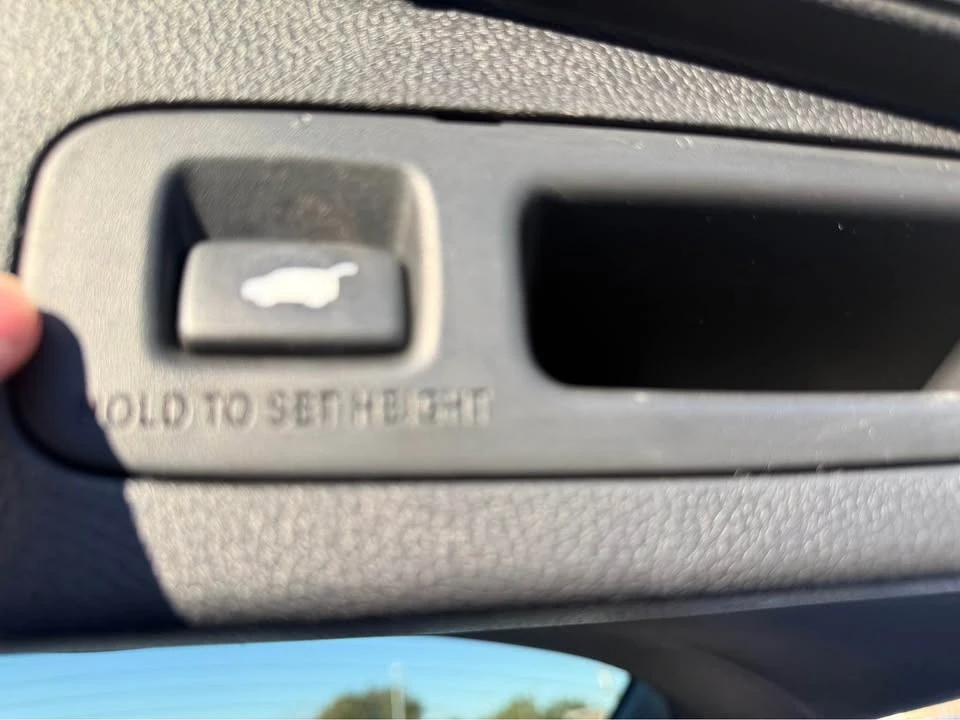 2017 Honda CR-V 5th Gen - Image 11 of 18