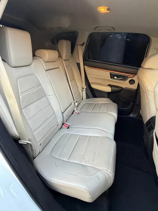 2017 Honda CR-V 5th Gen - Image 8 of 10