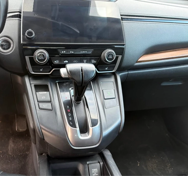 2017 Honda CR-V 5th Gen - Image 10 of 12