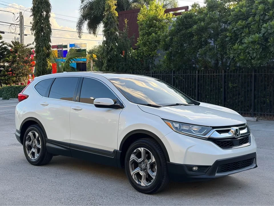 2017 Honda CR-V 5th Gen - Image 2 of 10