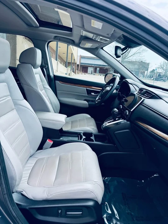 2017 Honda CR-V 5th Gen - Image 16 of 19