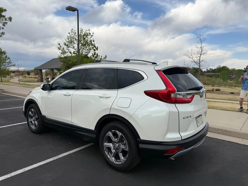 2017 Honda CR-V 5th Gen - Image 4 of 10