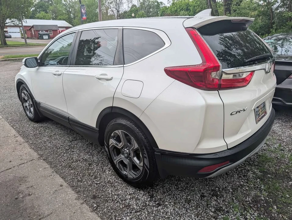 2017 Honda CR-V 5th Gen - Image 9 of 10