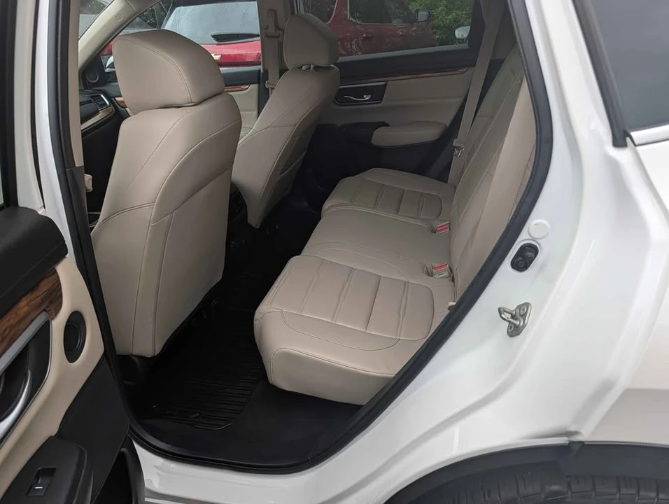 2017 Honda CR-V 5th Gen - Image 5 of 10