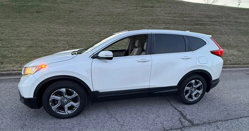 2017 Honda CR-V 5th Gen - Image 5 of 20