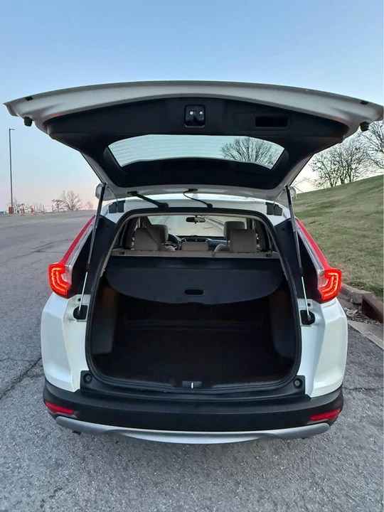 2017 Honda CR-V 5th Gen - Image 9 of 20