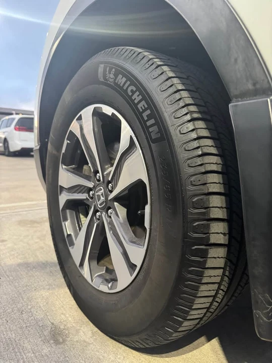 2017 Honda CR-V 5th Gen - Image 9 of 9