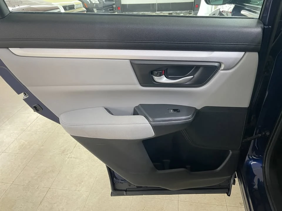 2017 Honda CR-V 5th Gen - Image 18 of 20