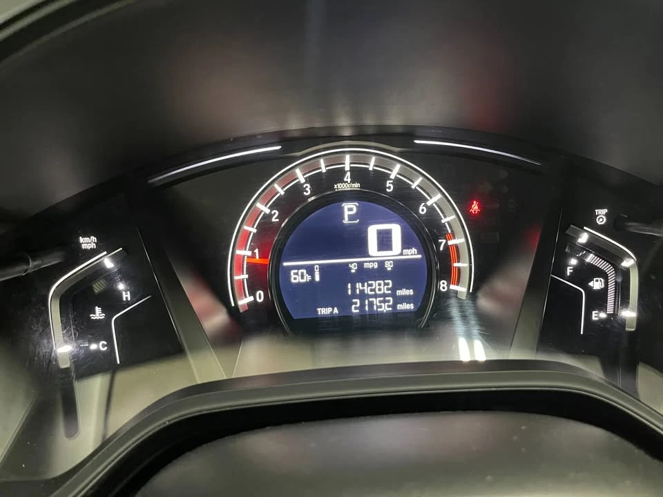 2017 Honda CR-V 5th Gen - Image 10 of 20