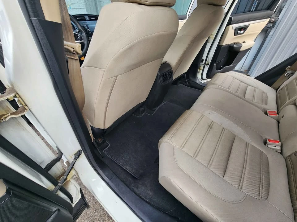 2017 Honda CR-V 5th Gen - Image 14 of 19