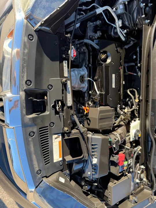 2017 Honda CR-V 5th Gen - Image 9 of 17