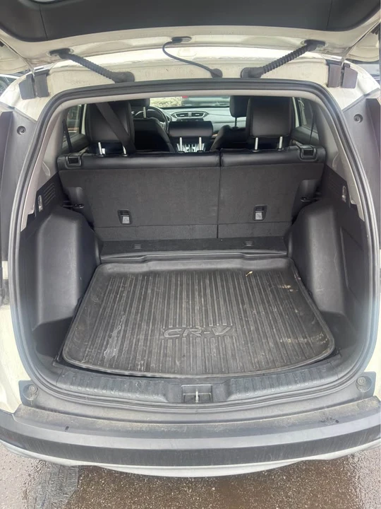 2017 Honda CR-V 5th Gen - Image 10 of 13