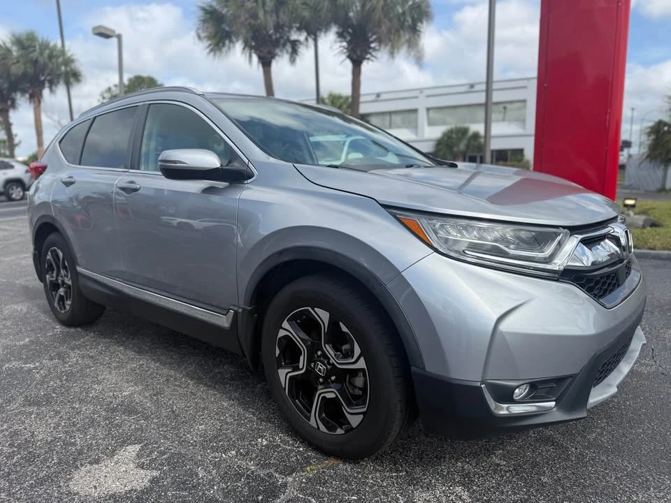 2017 Honda CR-V 5th Gen - Image 5 of 16