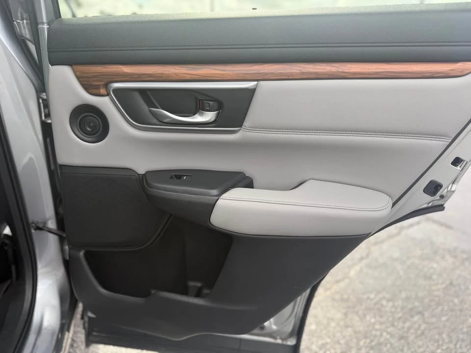 2017 Honda CR-V 5th Gen - Image 13 of 16