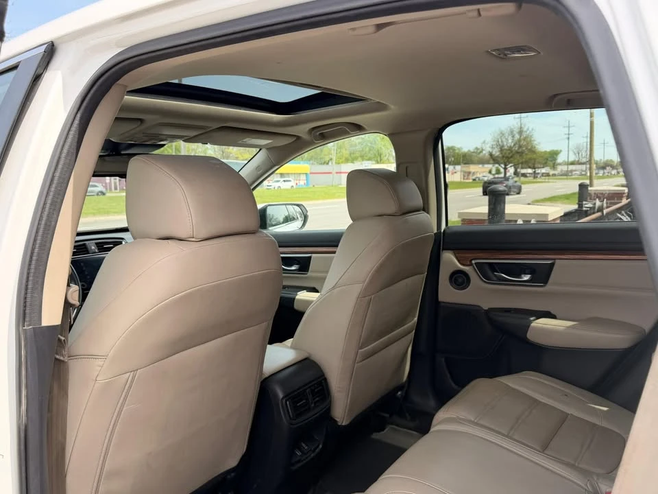 2017 Honda CR-V 5th Gen - Image 8 of 11