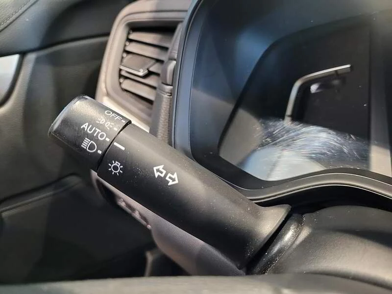 2017 Honda CR-V 5th Gen - Image 11 of 20