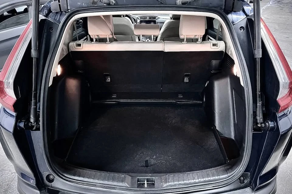 2017 Honda CR-V 5th Gen - Image 11 of 20