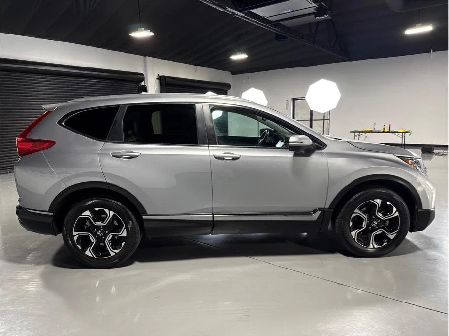 2017 Honda CR-V 5th Gen - Image 6 of 17