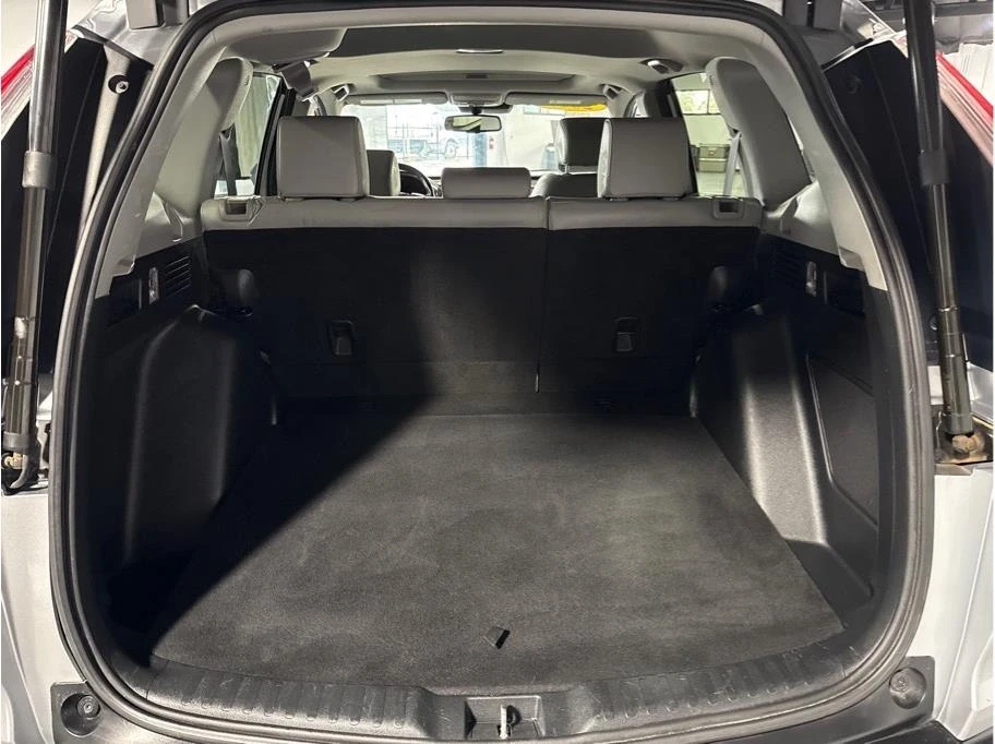 2017 Honda CR-V 5th Gen - Image 10 of 17